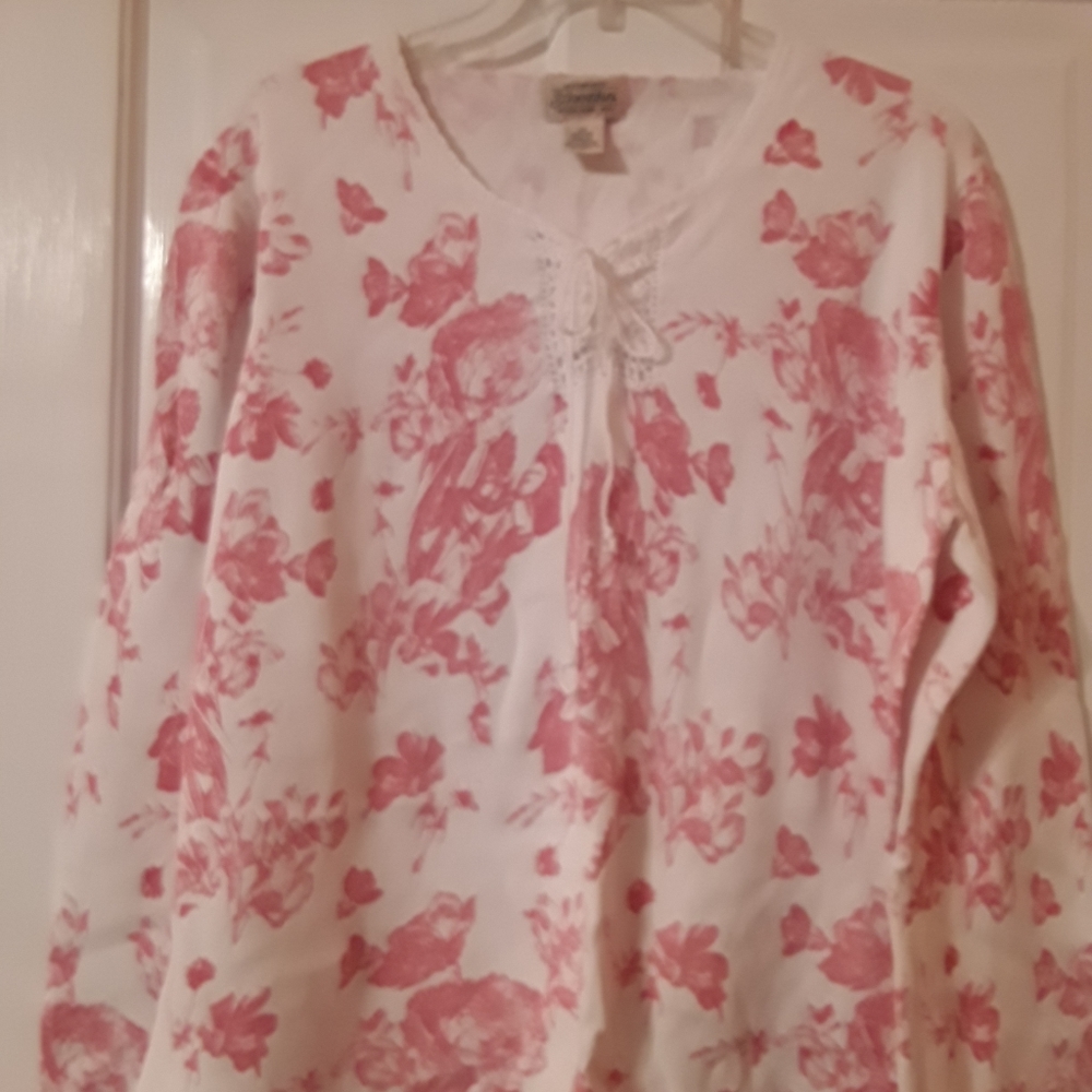 ST. John's Bay Knit 2x Top